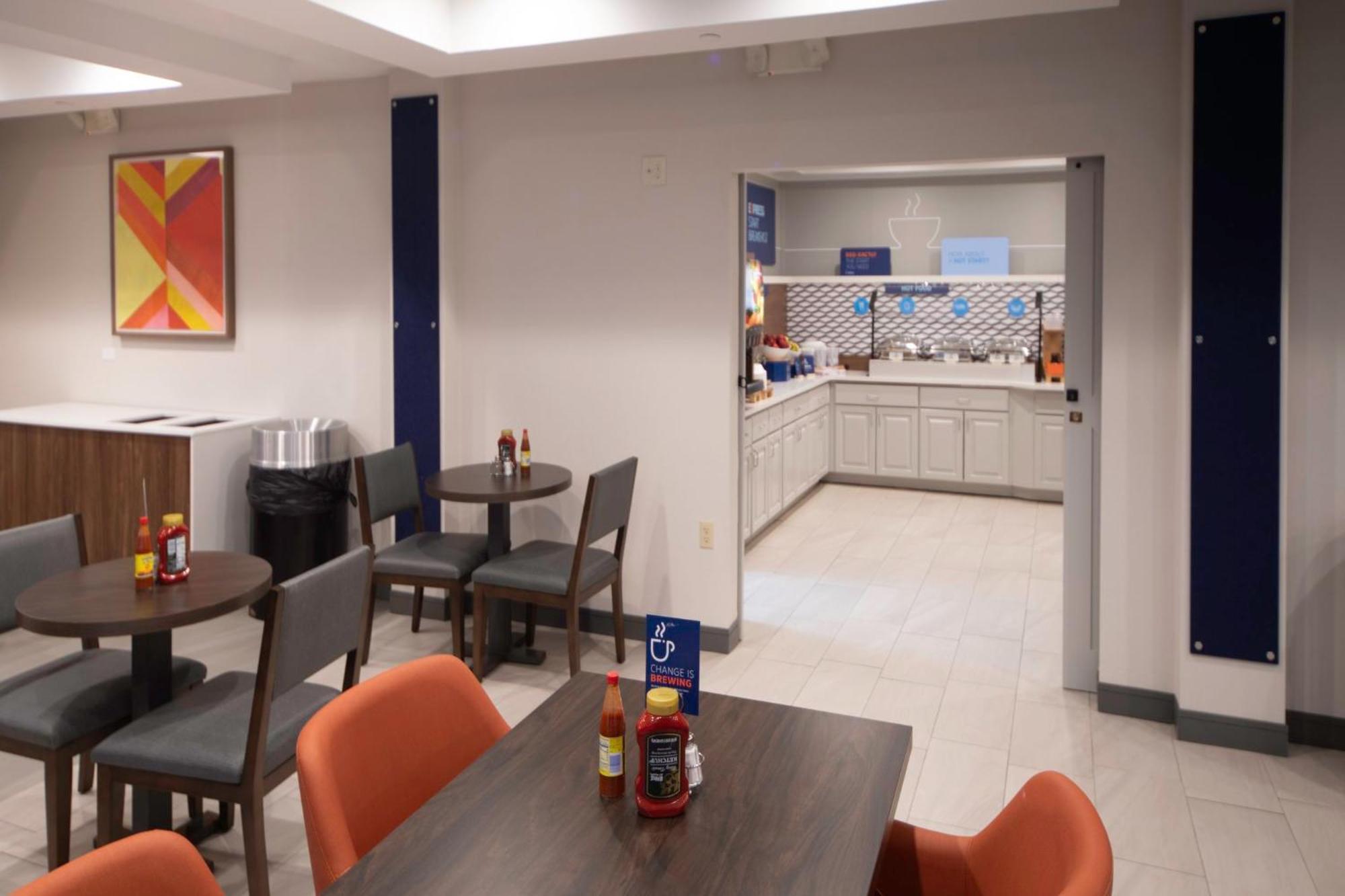 Holiday Inn Express Suites Little Rock West By Ihg Εξωτερικό φωτογραφία