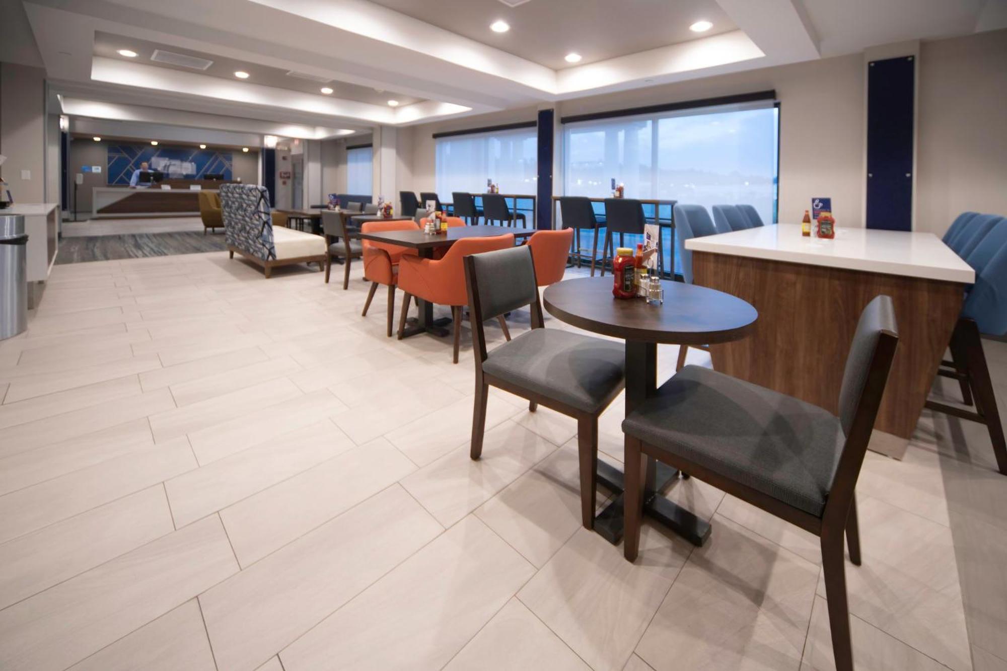 Holiday Inn Express Suites Little Rock West By Ihg Εξωτερικό φωτογραφία